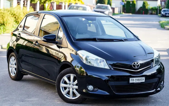 toyota radom Toyota Yaris cena 32900 przebieg: 180598, rok produkcji 2012 z Radom
